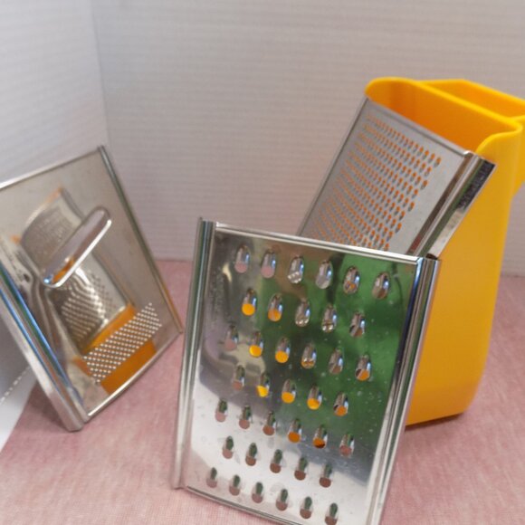 MCM Melamine Rasper Cheese Vegetable Grater Gustavsberg Sweden RARE Retro '70s - Picture 7 of 9